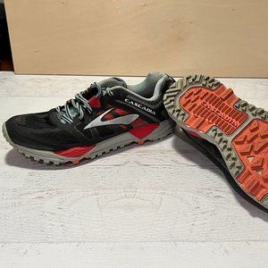 Brooks Cascadia 11 Trail Runners